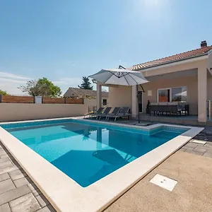 House Karla Zadar